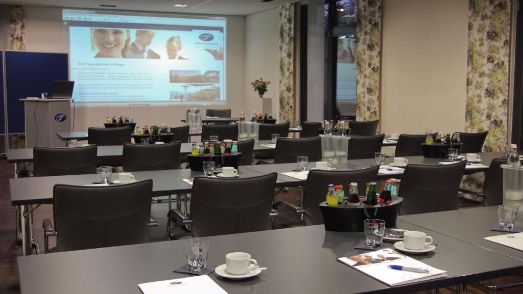 Berghotel Johanneshoehe Siegen Exterior photo