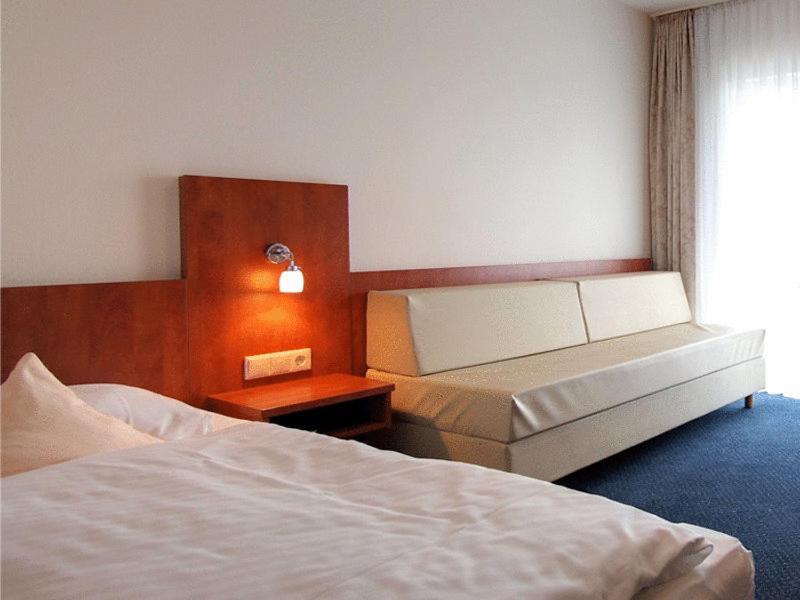 Berghotel Johanneshoehe Siegen Exterior photo